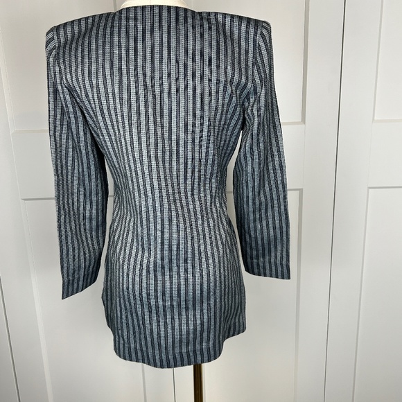 One of a Kind Asymmetrical Blazer - Picture 3 of 7